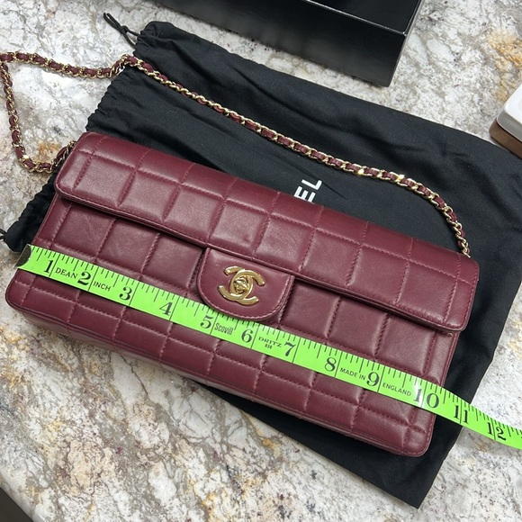 Chanel burgundy color  Shoulder Strap Bag. - Picture 15 of 17